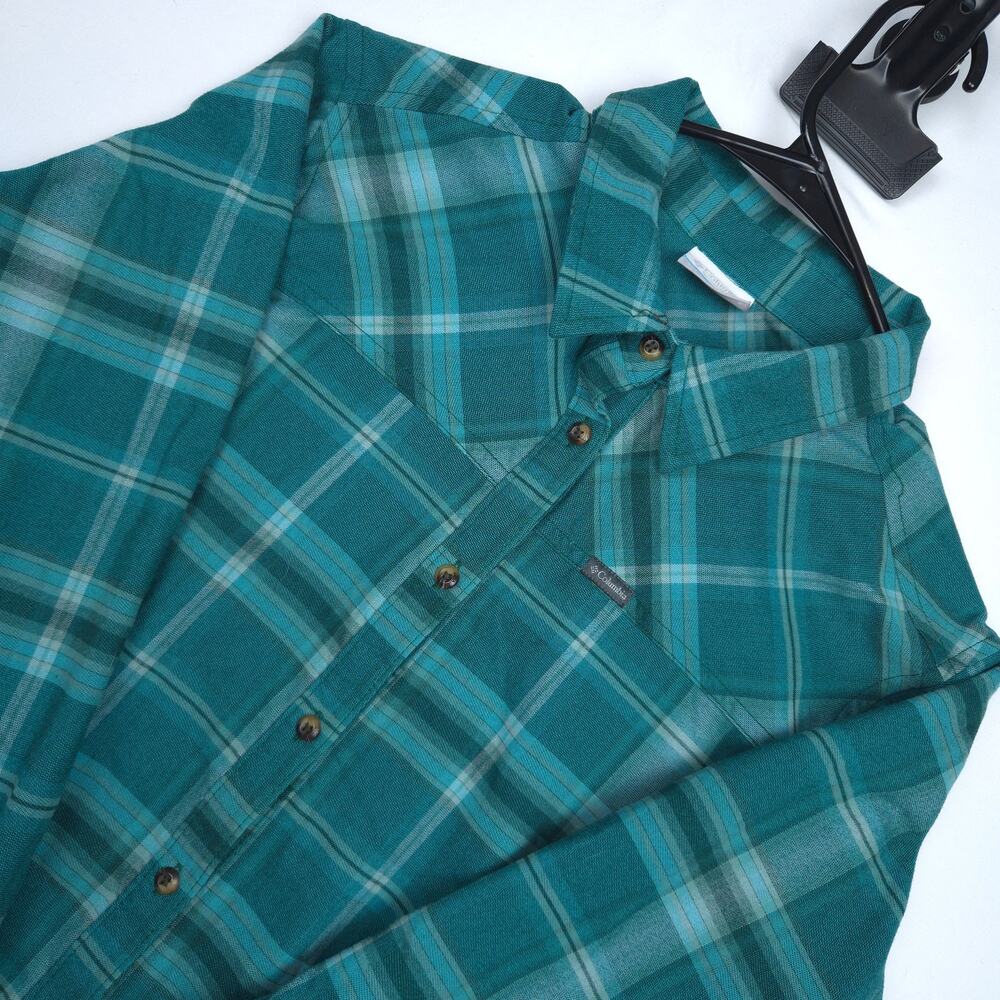 Columbia Plaid Flannel Shirt Women’s M Green Teal Gorpcore Utility Hiking Layer